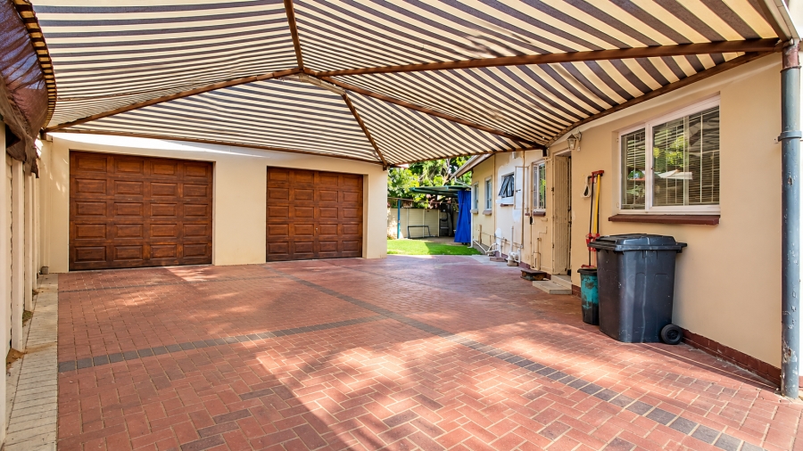 3 Bedroom Property for Sale in Geelhoutpark North West
